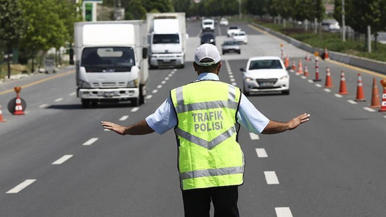 İstanbul&#039;da salı günü bazı yollar trafiğe kapatılacak