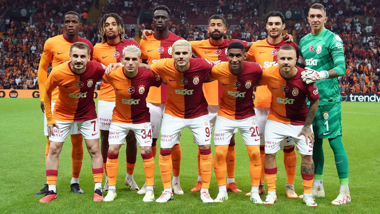 Galatasaray, Bayern Münih karşısında ilk peşinde