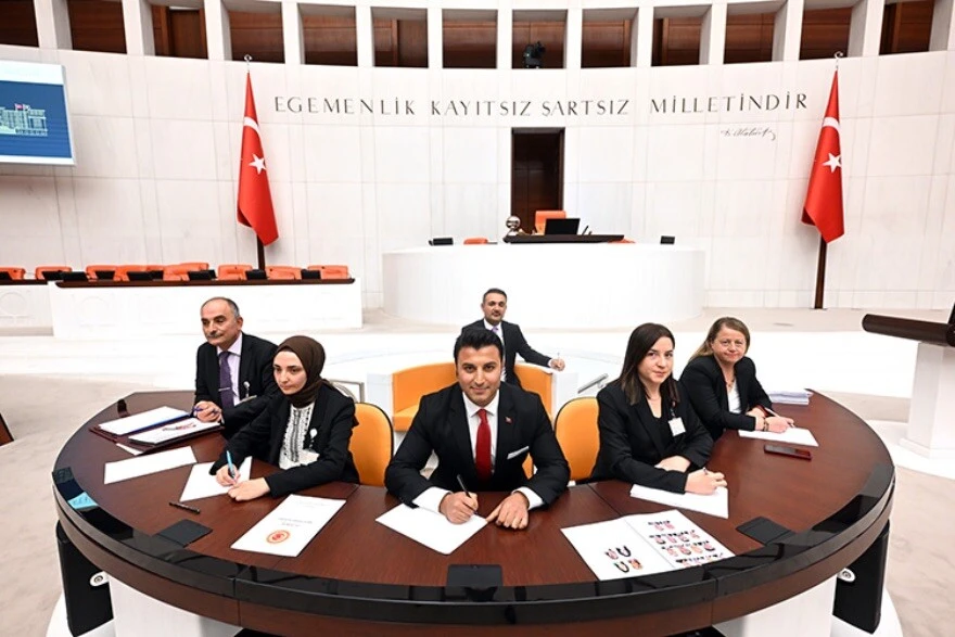 TBMM'ye yapay zeka geliyor: Milletvekilerinin konuşmalarını yazıya dökecek