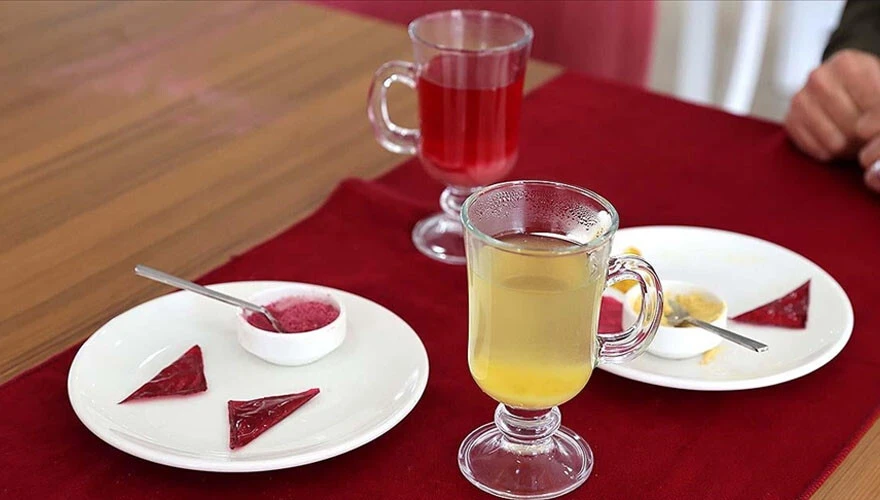 Türk bilim insanları yenilebilir bitki çayı poşeti geliştirdi