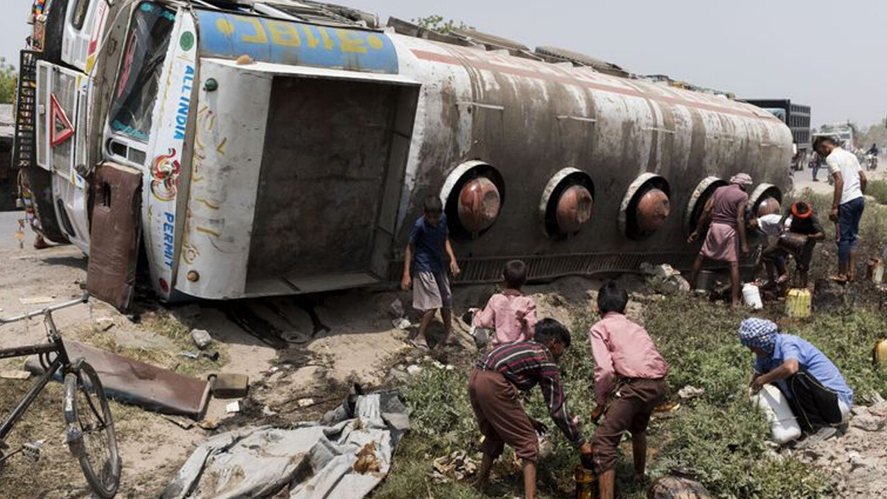 Petrol yüklü tanker patladı: En az 6 ölü!