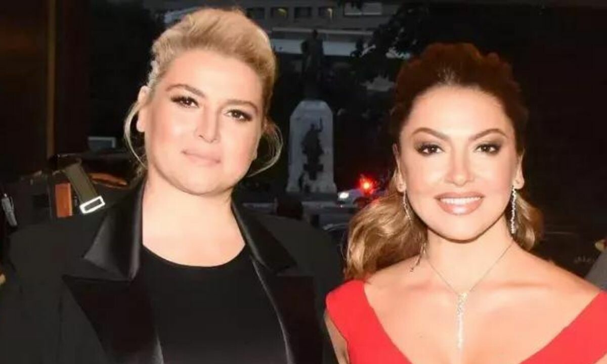 Hadise ve ablası arasında küslük bitti! Tüm kardeşler doğum gününde buluştu