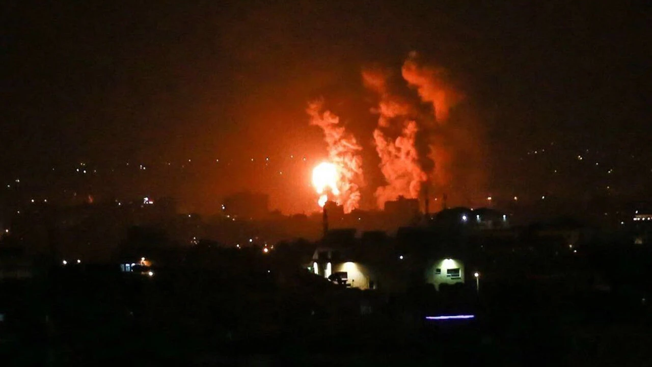 Gazze'de son durum... İsrail yeni bir aşamaya geçtiğini duyurdu, 21. günde en yoğun bombardımanı başlattı