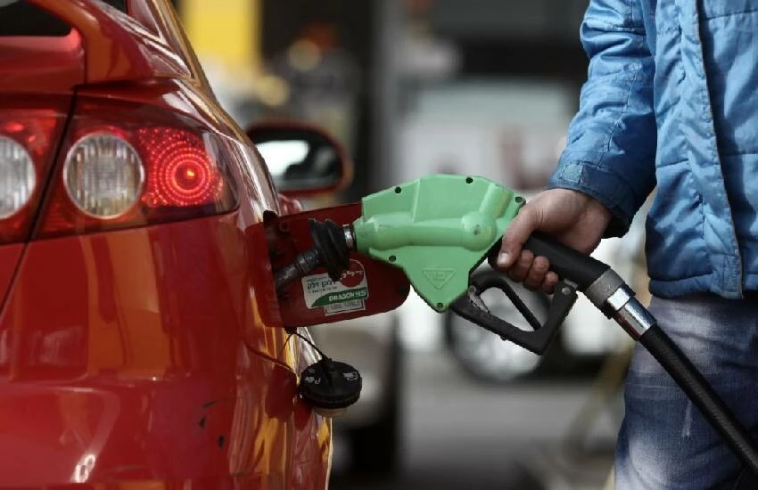 Benzin ve motorin 2023 güncel fiyatları (27 Ekim 2023 <a href=