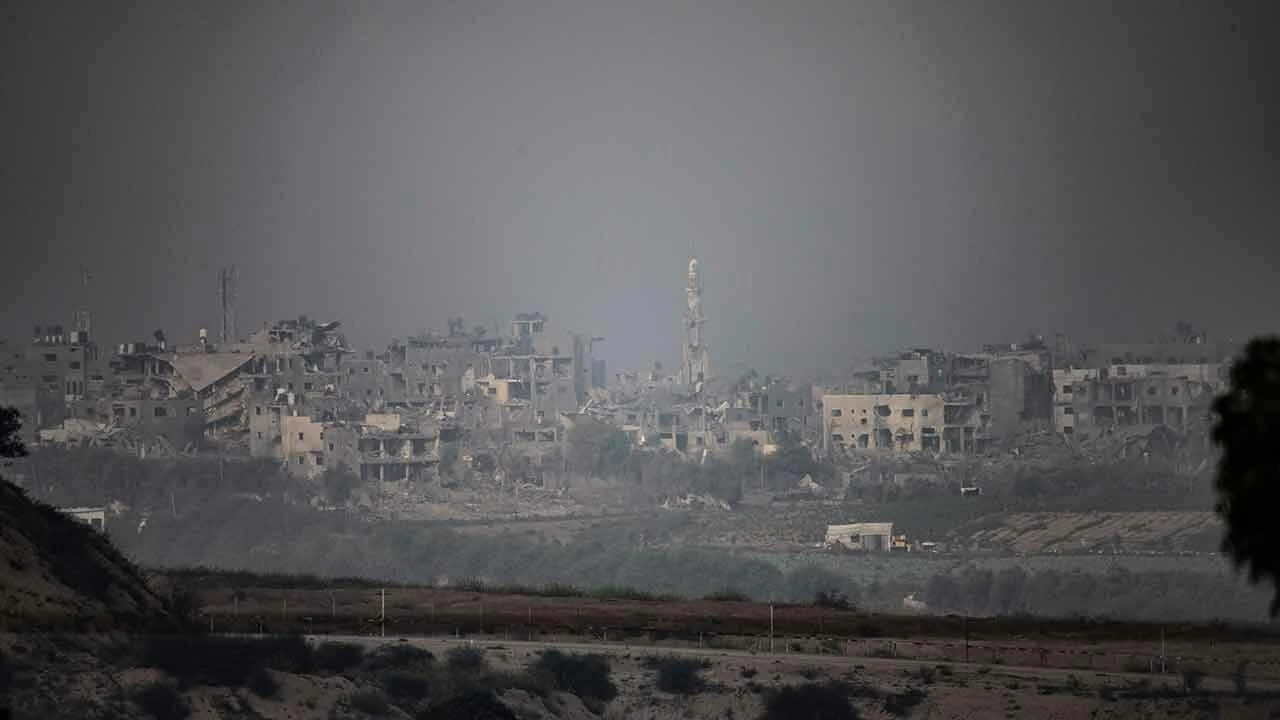 Gazze sınırında endişelendiren görüntü! İsrail tankları bekletiyor...