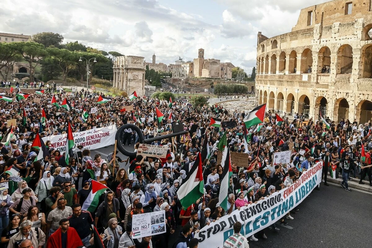 Avrupa'da on binler Filistin için sokağa döküldü: İsrail soykırıma son ver! Gazze'ye özgürlük