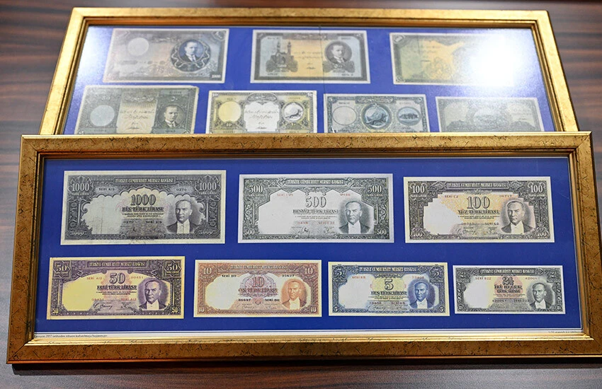 Darphane müzesindeki ilk dönem paraları görüntülendi.