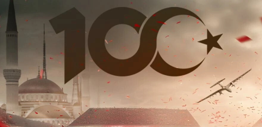 Televizyon kanalı 100. yıl afişinde Mete Gazoz'un fotoğrafını kullandı! Tepki alınca sildi