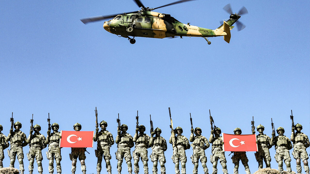 Türkiye Cumhuriyeti'nin şanlı asrına NATO'dan kutlama mesajı