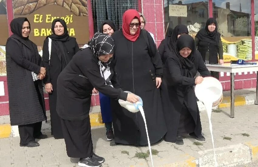 Mandıracı hayvan ayrımı yaptı, üretici çareyi eylemde buldu! Mücadele manda sütü için…