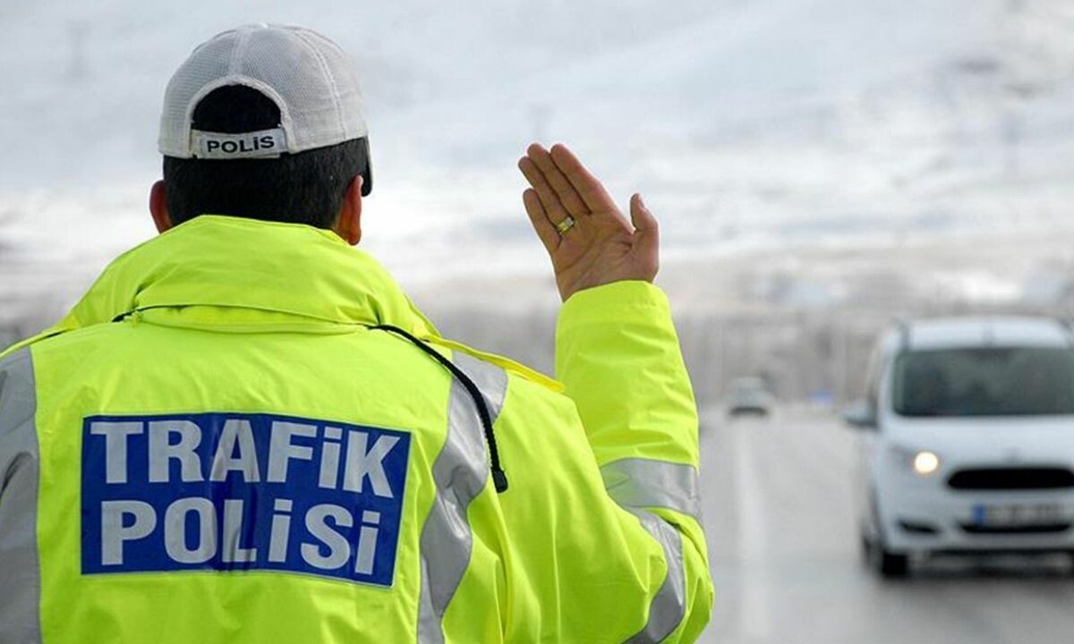 Trafik cezaları ve ehliyet harçlarına zam geliyor! İşte 2024’te uygulanacak harç ve cezalar