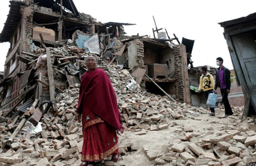 Nepal'de son 8 yılın en ölümcül depremi! Hayatını kaybedenlerin sayısı artıyor