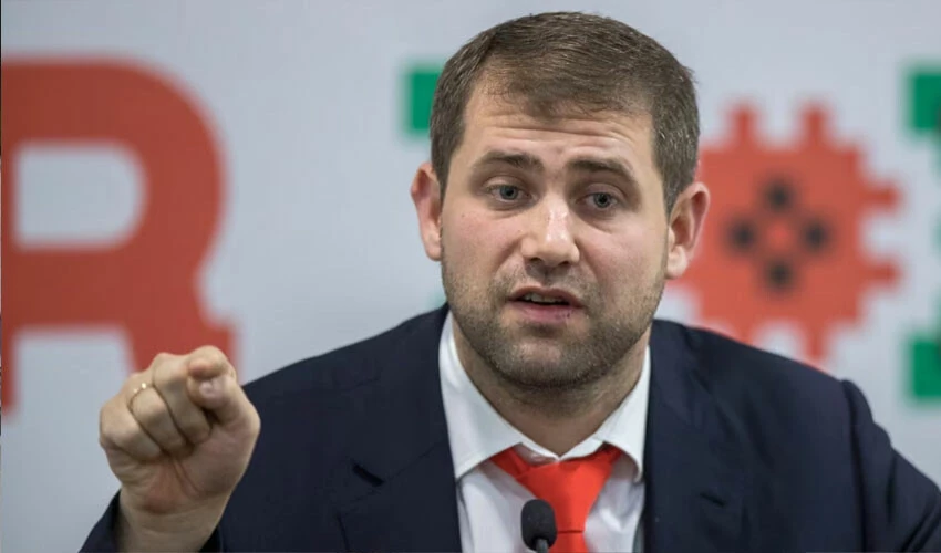 Moldova'da halk sandığa gidiyor: Rusya oyları satın alıyor