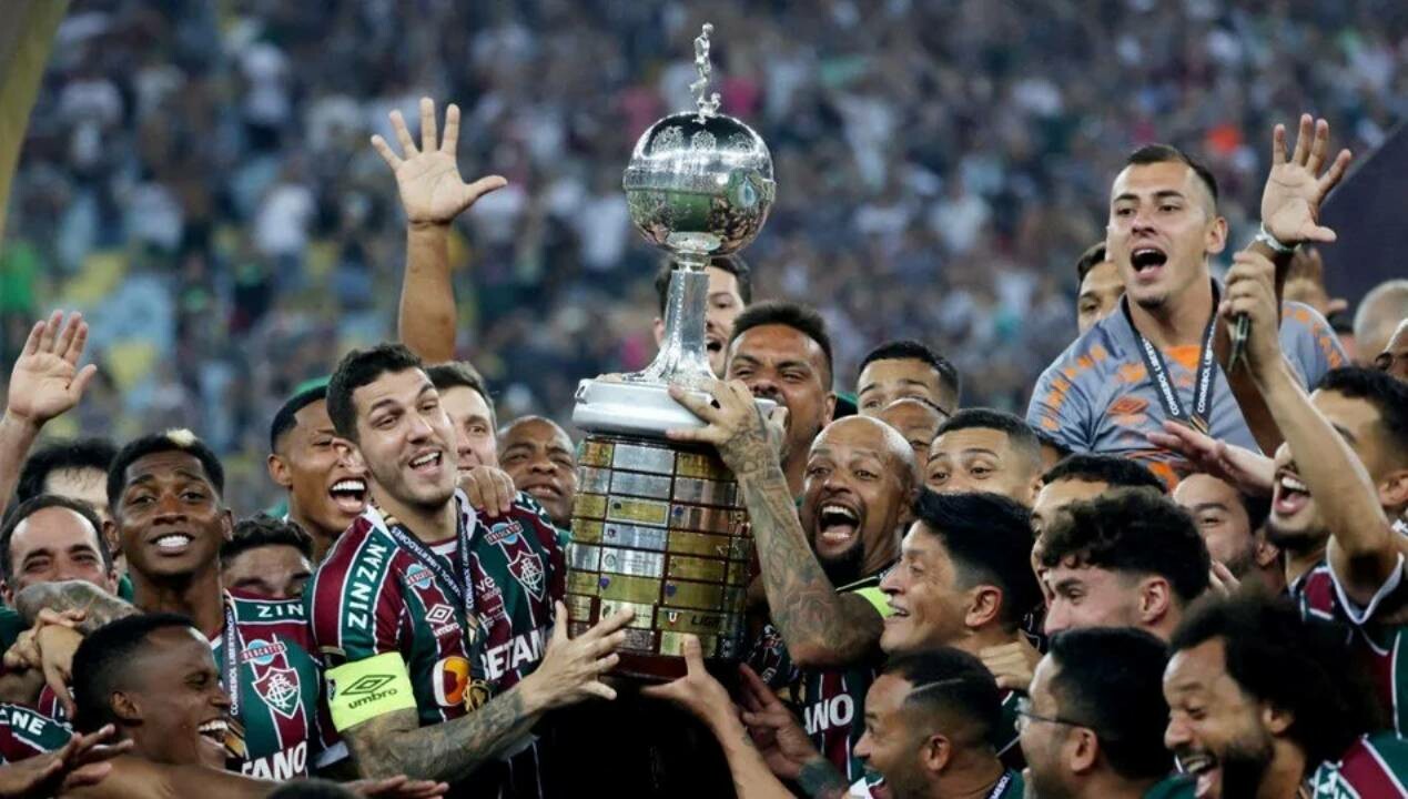 Felipe Melo&#039;nun formasını giydiği Fluminense, Copa Libertadores&#039;i kazandı!