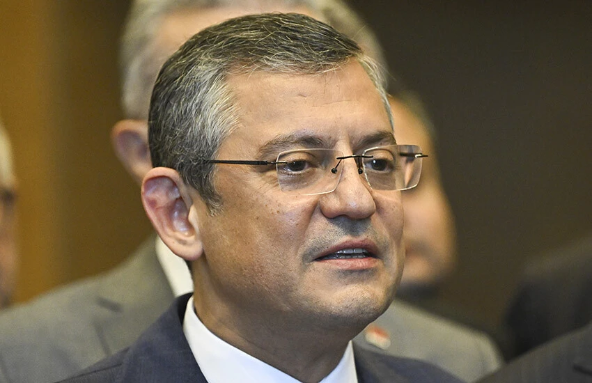 CHP'nin yeni Genel Başkanı Özgür Özel 14 seçim kaybeden Kılıçdaroğlu’nun deneyiminden istifade edecek