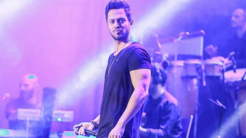 Bir gecede dudak uçuklatan rakamlar! Ünlü isimlerin yılbaşı tarifeleri belli oldu