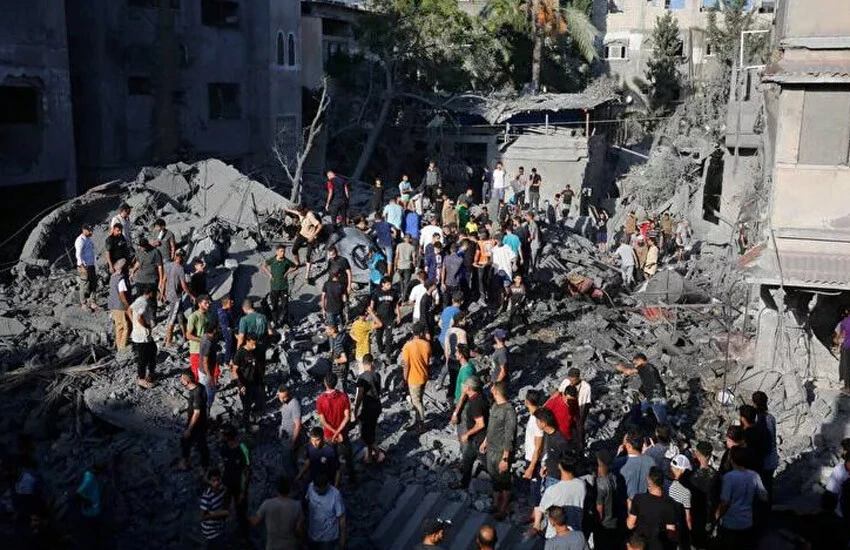 Son dakika! İsrail yine sivilleri vurdu: Binalar yerle bir oldu, çok sayıda can kaybı var