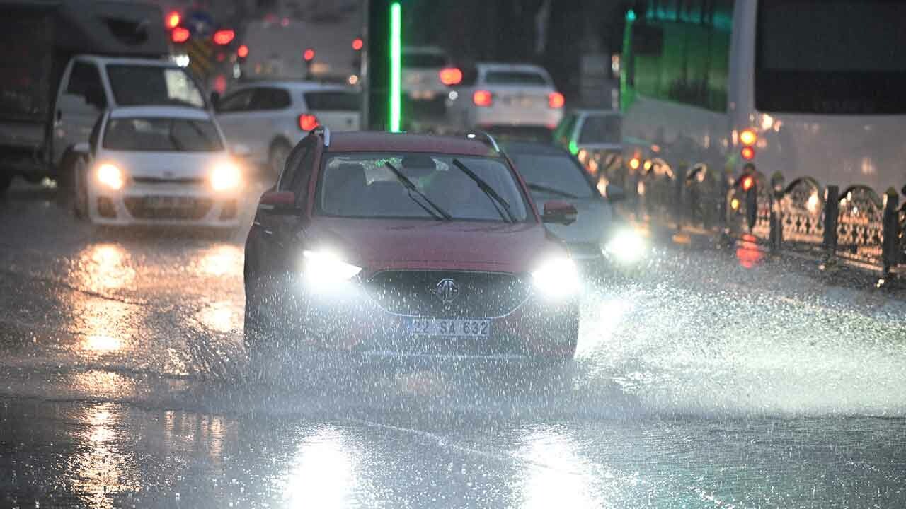 Hem yağmur hem sis... Meteoroloji İstanbul dahil 6 ili saat vererek uyardı! Göz gözü görmeyecek (8 Kasım 2023 Çarşamba il il hava durumu)