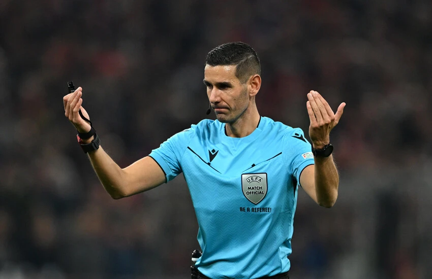 Galatasaray, skandal hakem için harekete geçiyor! UEFA'ya gidecek