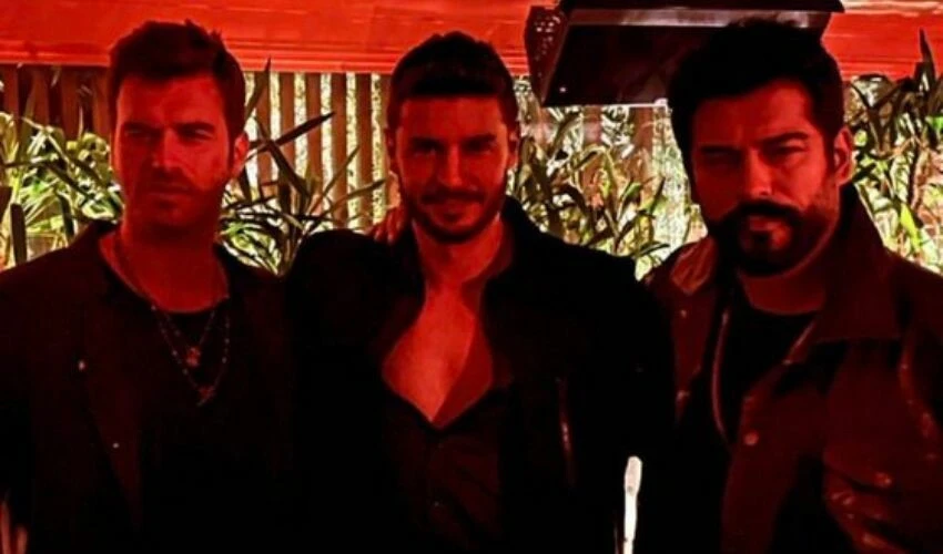 Burak Özçivit, Kıvanç Tatlıtuğ ve Berk Oktay yan yana poz verdi... Beğeni butonu çöktü