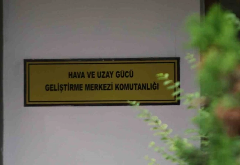 Uzay Komutanlığı kuruluyor: Türk ordusu 'göklerde' faaliyet gösterecek