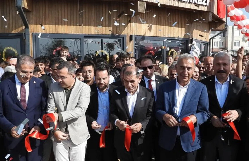 Dursun Özbek ve Erden Timur'dan Hatay'a ziyaret