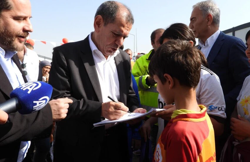 Dursun Özbek ve Erden Timur'dan Hatay'a ziyaret