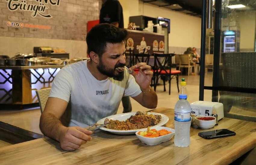 Yüzüne bakılmayan şırdan artık lüks oldu! Talebe yetişemeyen Adanalılar çareyi 3 katına çıkarmakta buldu