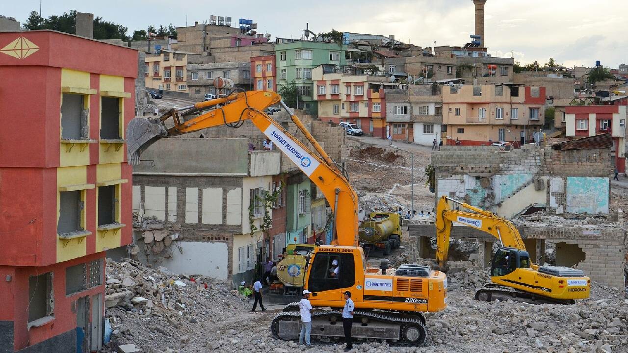 Kentsel Dönüşüm Yasası yürürlüğe girdi, uzman isim merak edilenleri cevapladı