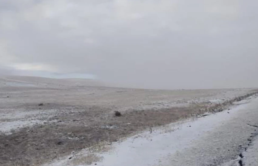 Doğu'da sis ve kar etkili oldu.