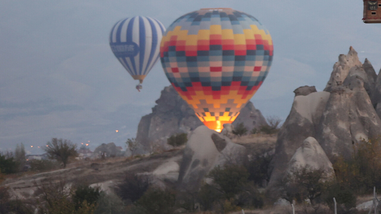 Kapadokya&#039;daki balon turlarına &#039;rüzgar molası&#039;