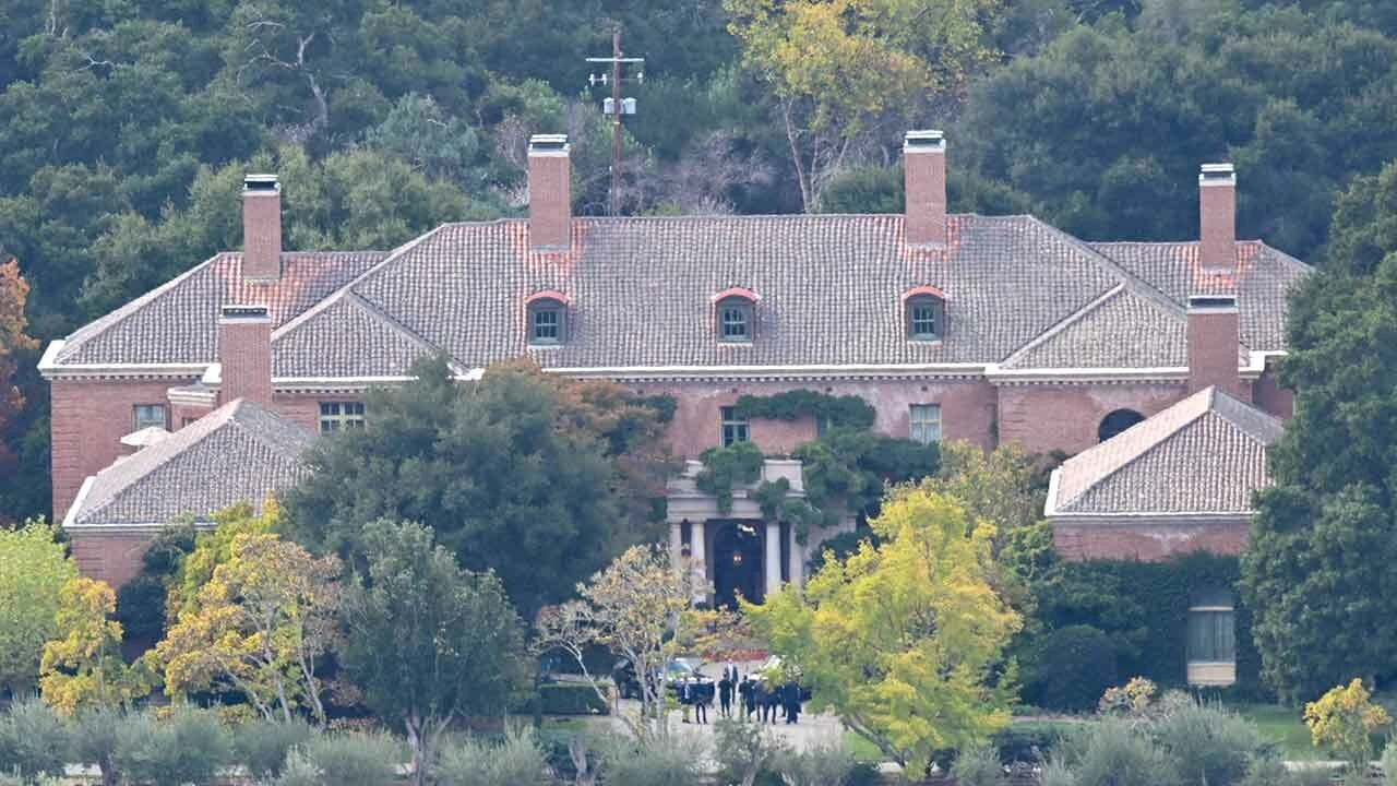 Biden ve Xi 1 yıl aranın ardından ilk kez yüz yüze görüştü