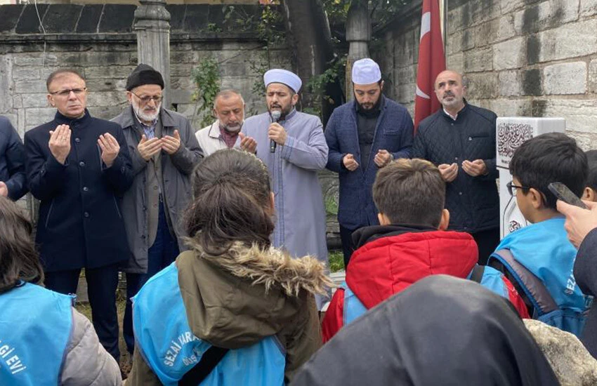 Sezai Karakoç vefatının 2. yılında kabri başında anıldı