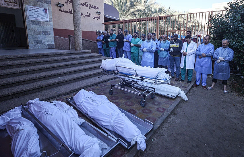 Gazze'de saldırılar sonucu çok sayıda sivil hayatını kaybetti.