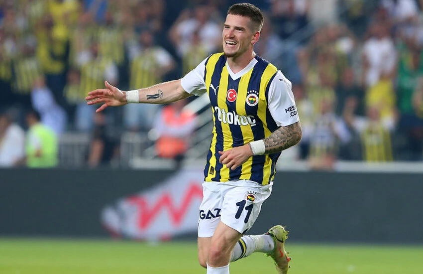 İsmail Kartal kararını verdi: Fenerbahçe'de iki ayrılık!