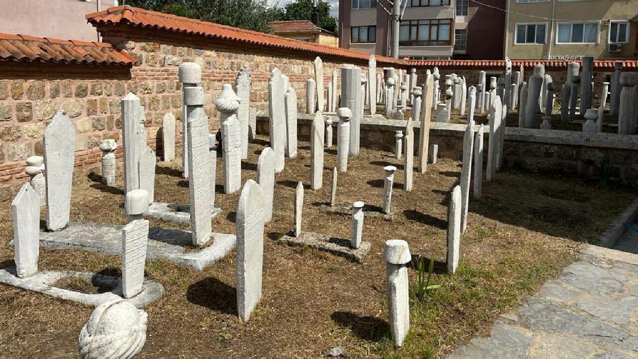 Edirne&#039;de Osmanlı mirası hazire ve mezarlar onarıldı