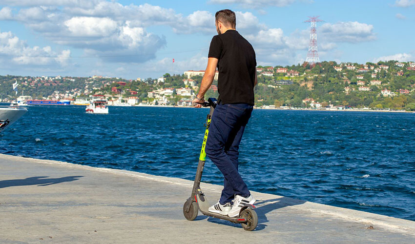 İstanbul&#039;da 5 ilçe için scooter&#039;larla ilgili önemli karar