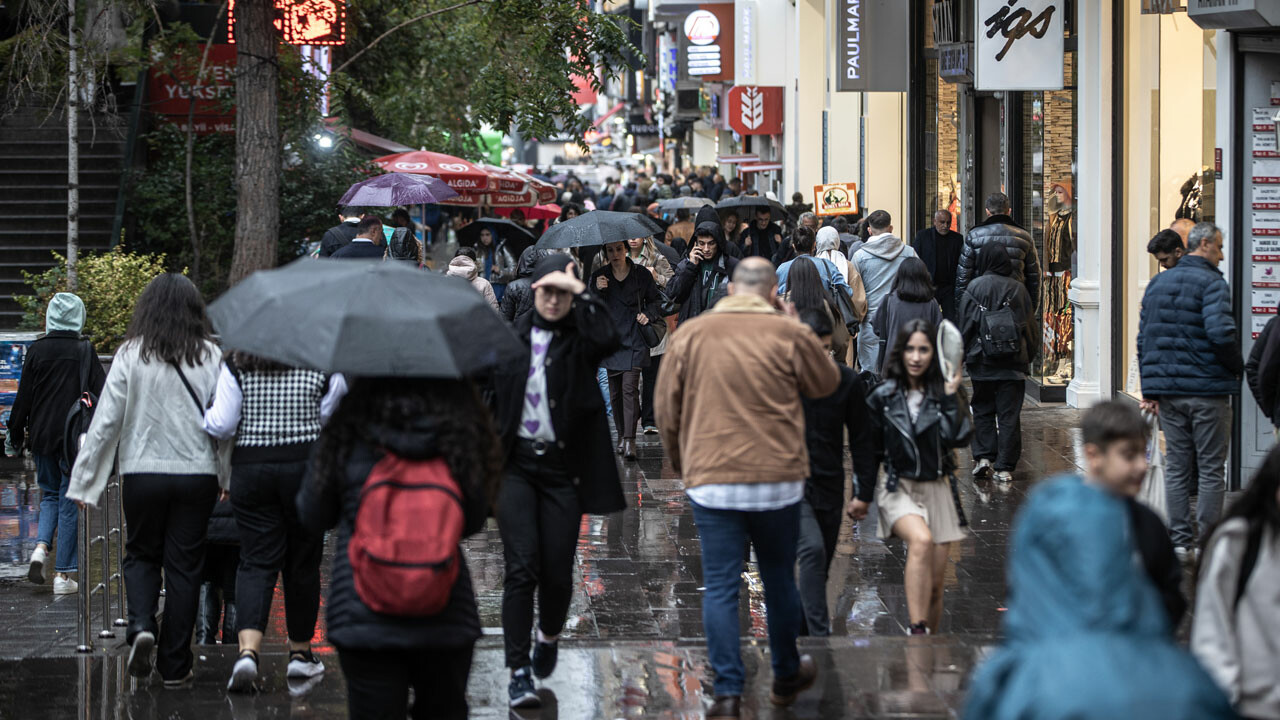 Soğuk hava dalgası ne kadar sürecek? Meteoroloji tarih verdi! İstanbul, Ankara, İzmir ve il il 19 Kasım hava durumu...