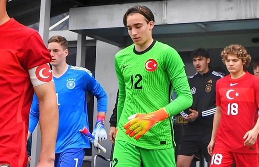 Real Madrid'e Arda Güler'den sonra bir Türk daha! Bayern Münih de devrede