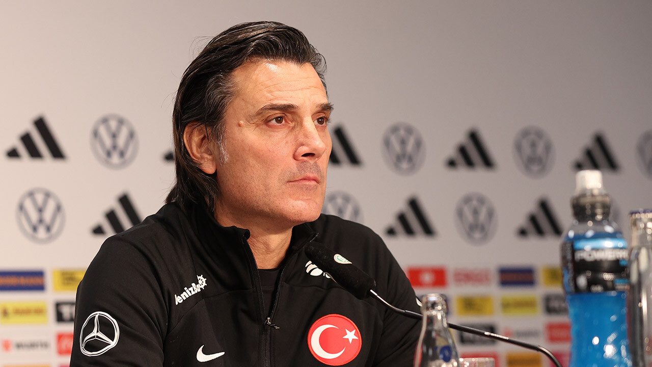 A Milli Takım&#039;da &#039;devşirme&#039; dönemi: Montella iki oyuncu için onay verdi 