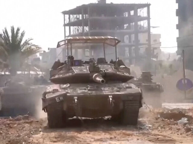 İsrail hastaneden çıkan Filistinlileri tek tek öldürüyor!