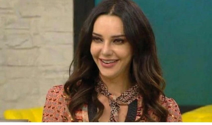 Lüks paylaşım yapanlara sitem eden Hande Ataizi: Kendime hak görmüyorum