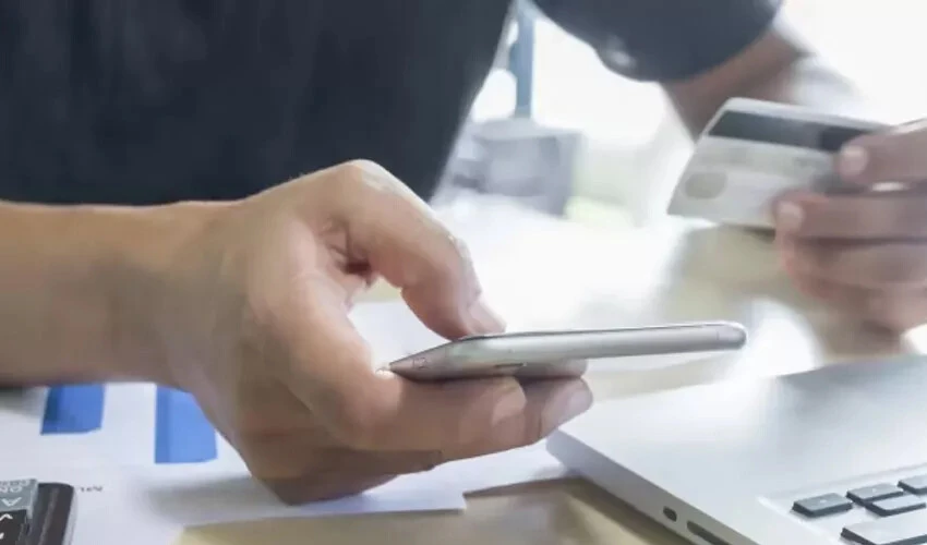 Sahte alışveriş sitelerine dikkat: İndirim kampanyaları dolandırıcıları harekete geçirdi