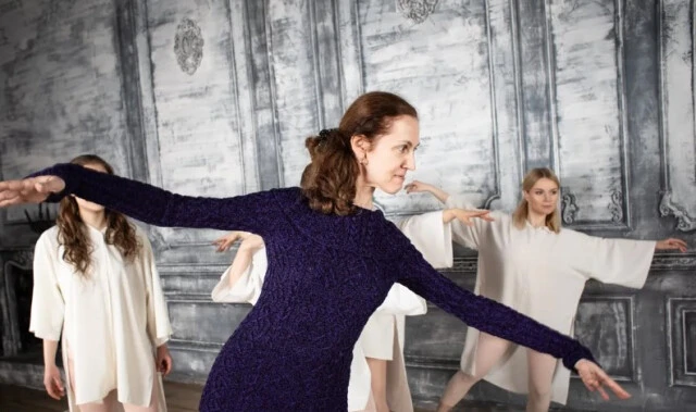 Rus aktris Ukrayna'nın bombardımanında hayatını kaybetti