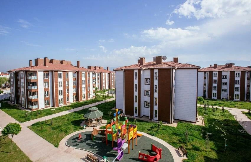 TOKİ 32 ilde konut satışını duyurdu, iş yeri ve konutlar açık artırmaya çıkıyor