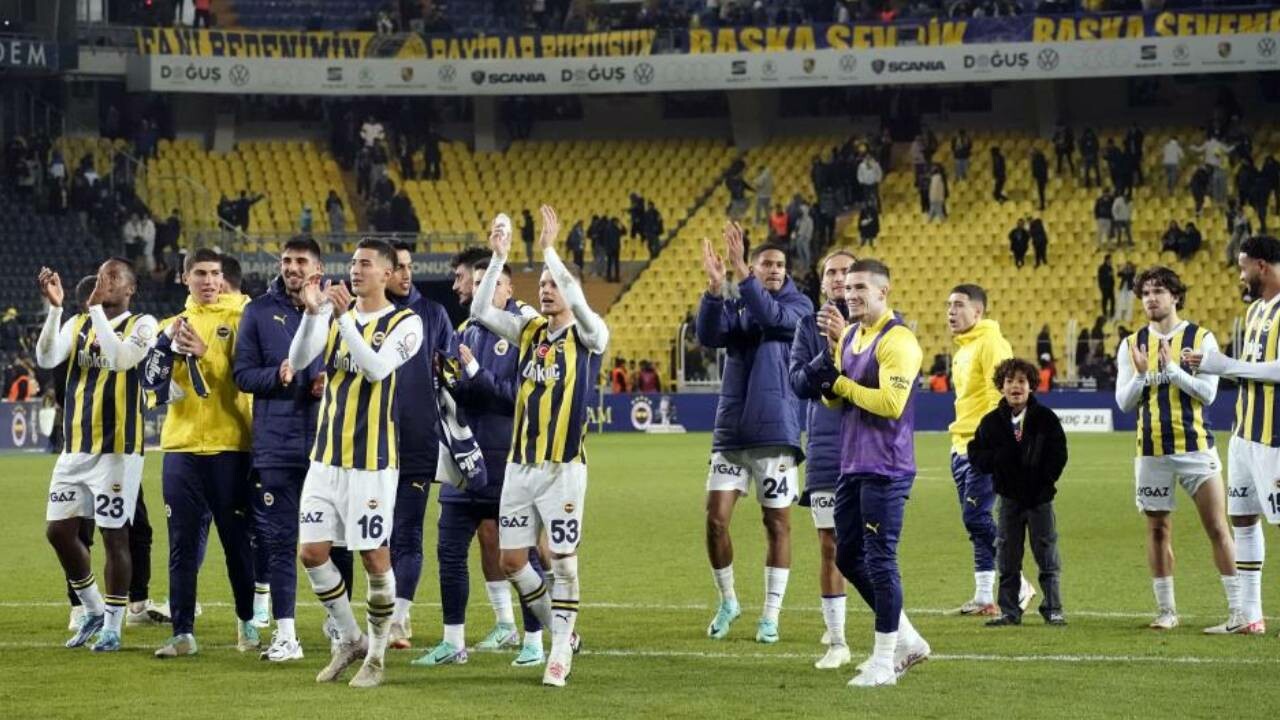 Fenerbahçe, Karagümrük maçı tartışmalarına noktayı koydu: Yeniden oynayalım