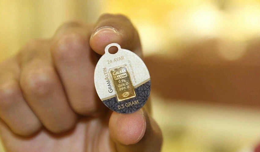 Altın piyasalarında 6 ay sonra ilk: Uzman isim aralık ayına işaret etti, rekor seviyeyi verdi