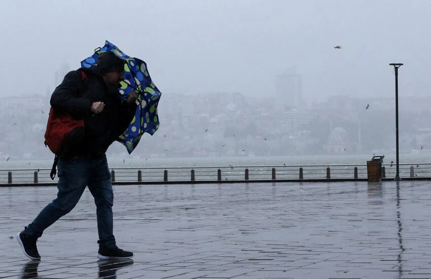 AKOM saat vererek İstanbulluları uyardı: Şiddetli geliyor