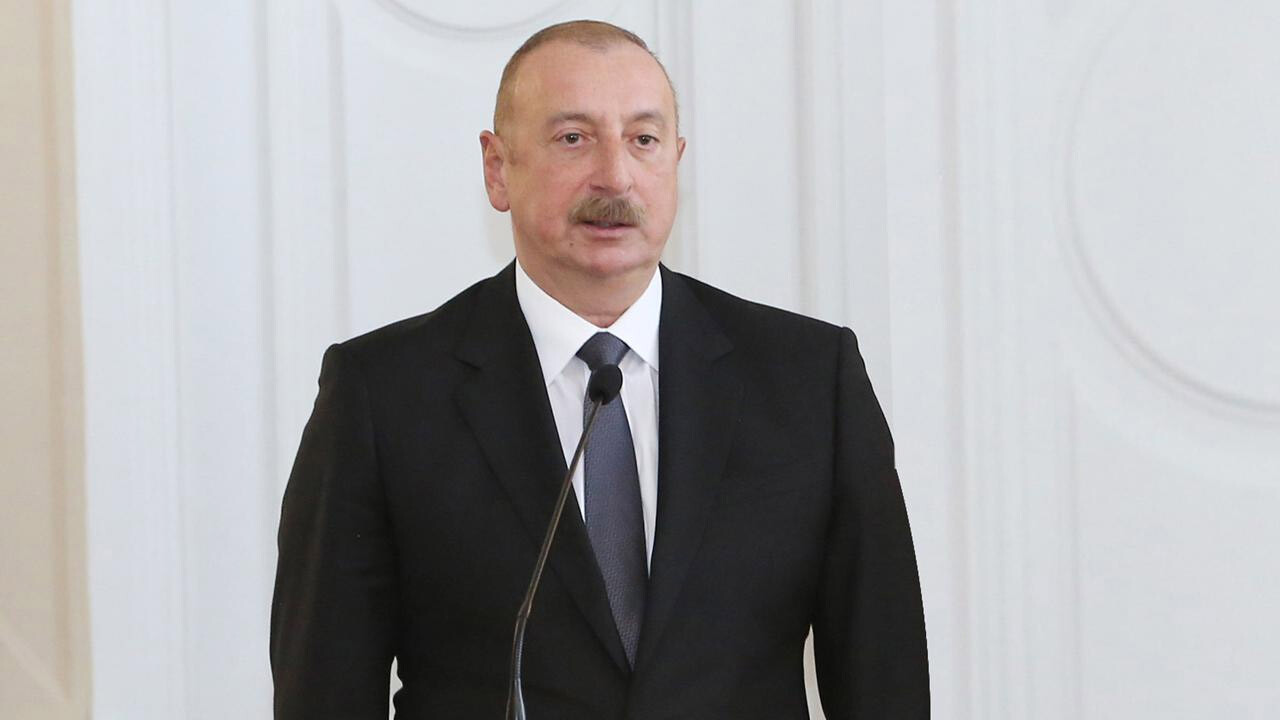 Aliyev&#039;den Ermenistan açıklaması: Görüşme sürecini uzatmaya çalıştılar