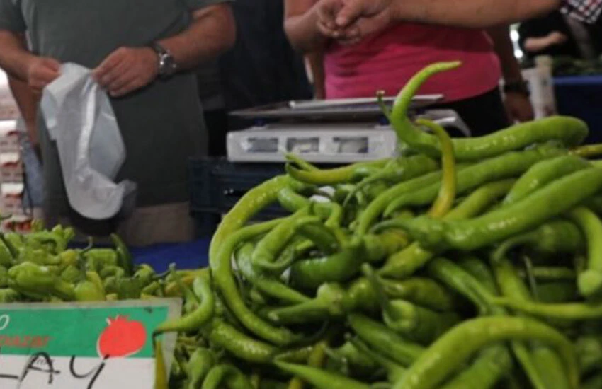 Köy biberi 15 TL karnabahar ise 17,5 TL birden düştü